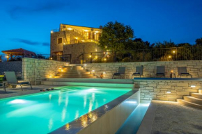 Maria's panoramic seaview House